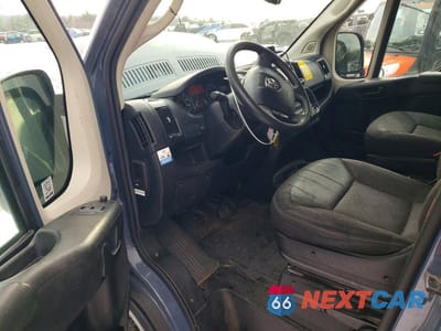 Zdjęcie 8 z 13 samochodu: 2020 RAM PROMASTER 3500 DELIVERY VAN VIN:3C6URVJG0LE140259 - miniatura
