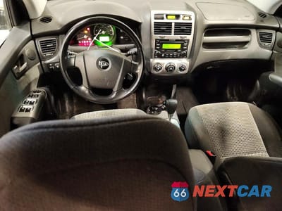 Zdjęcie 8 z 11 samochodu: 2006 KIA NEW SPORTAGE VIN:KNDJE723167252524 - miniatura