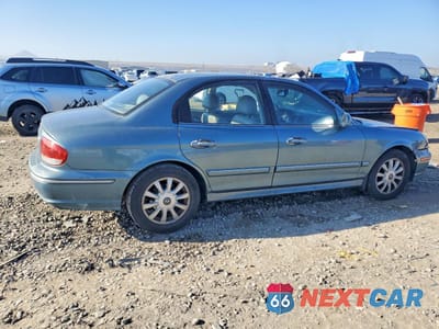 Trzecie zdjęcie samochodu z tyłu: 2004 HYUNDAI SONATA GLS VIN:KMHWF35H74A040578 - miniatura