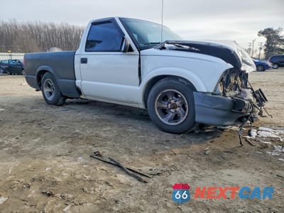Czwarte zdjęcie samochodu z boku: 2003 CHEVROLET S TRUCK S10 VIN:1GCCS14H738231951 - miniatura