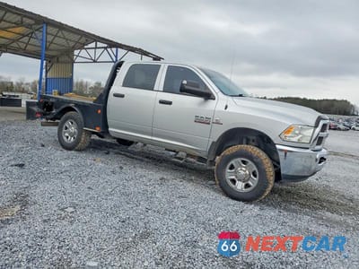 Czwarte zdjęcie samochodu z boku: 2014 RAM 2500 FLATBED TRUCK VIN:3C6UR5CL3EG160264 - miniatura