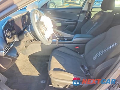 Zdjęcie 7 z 11 samochodu: 2022 HYUNDAI ELANTRA SEL VIN:KMHLN4AG5NU339012 - miniatura