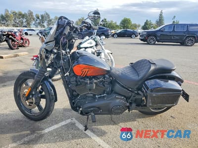 Trzecie zdjęcie samochodu z tyłu: 2022 HARLEY-DAVIDSON FXBBS VIN:1HD1YYK27NB046428 - miniatura