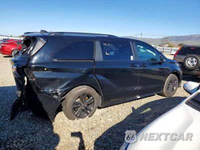 Trzecie zdjęcie samochodu z tyłu: 2025 TOYOTA SIENNA XSE VIN:5TDCSKFC5SS180774 - miniatura