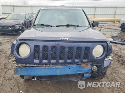 Piąte zdjęcie samochodu w środku: 2014 JEEP PATRIOT LIMITED VIN:1C4NJRCB0ED534166 - miniatura