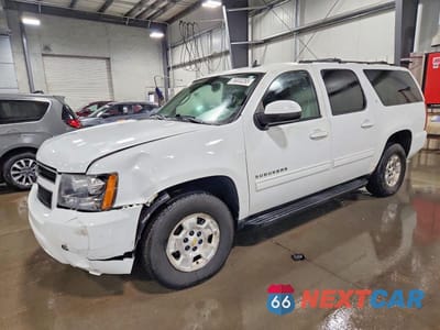 2011 CHEVROLET SUBURBAN K1500 LT 1GNSKJE36BR105093 - główne zdjęcie licytacji z USA - miniatura