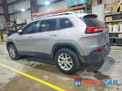 Drugie zdjęcie samochodu z przodu: 2018 JEEP CHEROKEE LATITUDE VIN:1C4PJMCB1JD609849 - miniatura