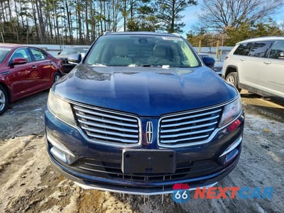 Piąte zdjęcie samochodu w środku: 2017 LINCOLN MKC RESERVE VIN:5LMTJ3DHXHUL24629 - miniatura