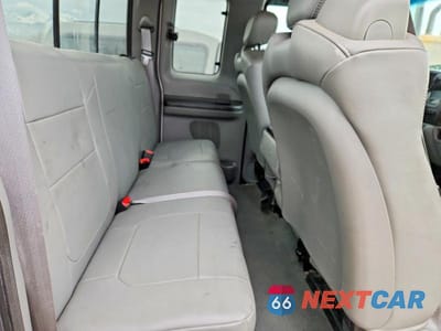 Zdjęcie 10 z 11 samochodu: 2005 FORD F350 SRW SUPER DUTY VIN:1FTWX31YX5EA90229 - miniatura