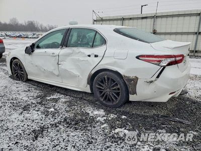 Drugie zdjęcie samochodu z przodu: 2018 TOYOTA CAMRY XSE VIN:4T1B61HK2JU110833 - miniatura