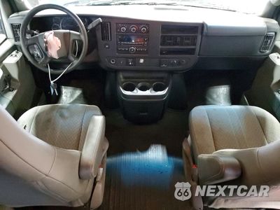 Zdjęcie 8 z 13 samochodu: 2017 CHEVROLET EXPRESS G3500 VIN:1GCZGHFG6H1130070 - miniatura