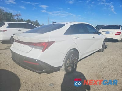 Trzecie zdjęcie samochodu z tyłu: 2024 HYUNDAI ELANTRA SEL VIN:KMHLS4DG4RU689452 - miniatura