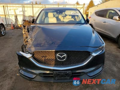 Piąte zdjęcie samochodu w środku: 2017 MAZDA CX-5 GRAND TOURING VIN:JM3KFBDL3H0145317 - miniatura