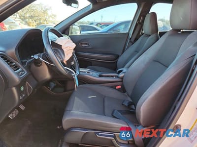 Zdjęcie 7 z 13 samochodu: 2019 HONDA HR-V SPORT VIN:3CZRU5H1XKM705503 - miniatura