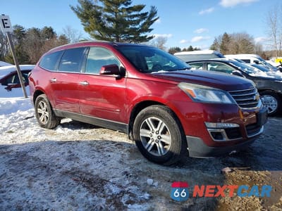 Czwarte zdjęcie samochodu z boku: 2016 CHEVROLET TRAVERSE LT VIN:1GNKVGKD7GJ307793 - miniatura
