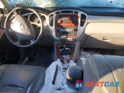 Zdjęcie 8 z 12 samochodu: 2007 TOYOTA HIGHLANDER SPORT VIN:JTEEP21AX70209286 - miniatura