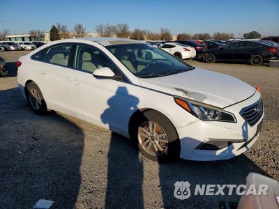 Czwarte zdjęcie samochodu z boku: 2016 HYUNDAI SONATA SE VIN:5NPE24AFXGH279593 - miniatura