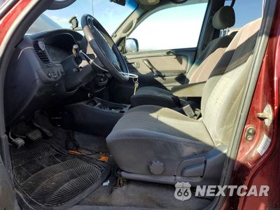 Zdjęcie 7 z 12 samochodu: 2004 TOYOTA TUNDRA DOUBLE CAB SR5 VIN:5TBDT44164S461203 - miniatura