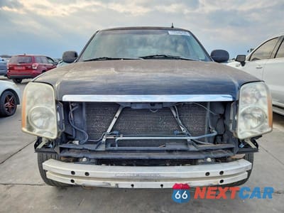 Piąte zdjęcie samochodu w środku: 2008 GMC YUKON HYBRID VIN:1GKFC13548R250030 - miniatura