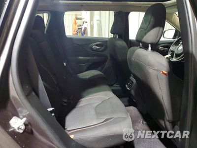 Zdjęcie 11 z 14 samochodu: 2017 JEEP CHEROKEE LATITUDE VIN:1C4PJMCB0HW556365 - miniatura