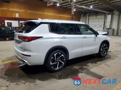 Trzecie zdjęcie samochodu z tyłu: 2023 MITSUBISHI OUTLANDER SEL VIN:JA4J4VA83PZ020947 - miniatura