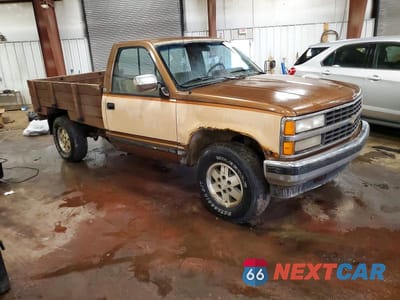 Czwarte zdjęcie samochodu z boku: 1989 CHEVROLET GMT-400 K1500 VIN:1GCDK14K5KE226456 - miniatura