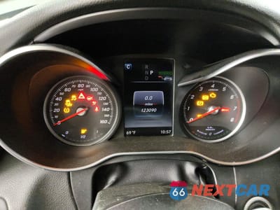 Zdjęcie 9 z 13 samochodu: 2016 MERCEDES-BENZ C 350E VIN:55SWF4HB8GU152057 - miniatura