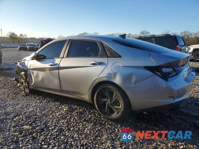 Drugie zdjęcie samochodu z przodu: 2021 HYUNDAI ELANTRA SEL VIN:5NPLS4AGXMH024132 - miniatura