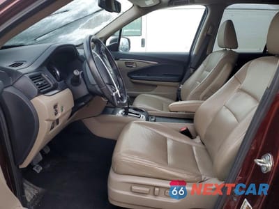 Zdjęcie 7 z 13 samochodu: 2017 HONDA RIDGELINE RTL VIN:5FPYK3F68HB034315 - miniatura
