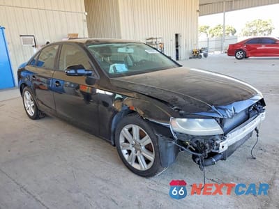 Czwarte zdjęcie samochodu z boku: 2010 AUDI A4 PREMIUM VIN:WAUAFAFL7AN069991 - miniatura