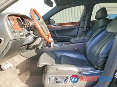 Zdjęcie 7 z 11 samochodu: 2006 BENTLEY CONTINENTAL FLYING SPUR VIN:SCBBR53W66C032506 - miniatura