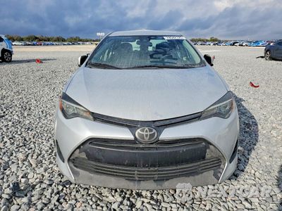 Piąte zdjęcie samochodu w środku: 2018 TOYOTA COROLLA L VIN:5YFBURHE5JP814962 - miniatura