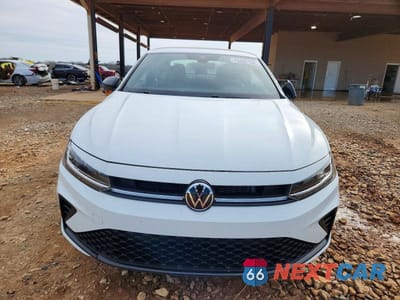 Piąte zdjęcie samochodu w środku: 2025 VOLKSWAGEN JETTA SPORT VIN:3VWBX7BU9SM103198 - miniatura