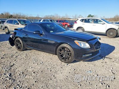 Czwarte zdjęcie samochodu z boku: 2013 MERCEDES-BENZ SLK 250 VIN:WDDPK4HA0DF072919 - miniatura