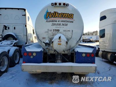 Zdjęcie 6 z 13 samochodu: 2002 INTERNATIONAL 4600 SEPTIC TRUCK VIN:1HTMSADR22J030191 - miniatura