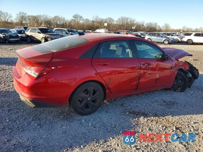 Trzecie zdjęcie samochodu z tyłu: 2022 HYUNDAI ELANTRA SEL VIN:5NPLM4AG2NH076589 - miniatura