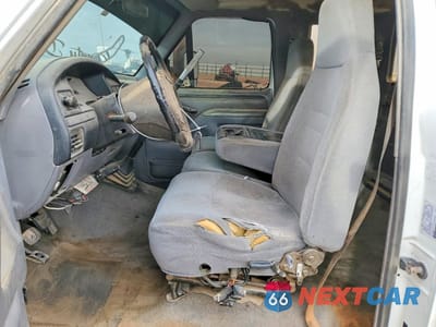 Zdjęcie 7 z 12 samochodu: 1996 FORD F350 VIN:1FTJX35F0TEA28838 - miniatura