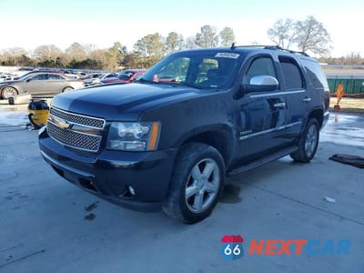 2013 CHEVROLET TAHOE K1500 LTZ 1GNSKCE0XDR110527 - główne zdjęcie licytacji z USA - miniatura