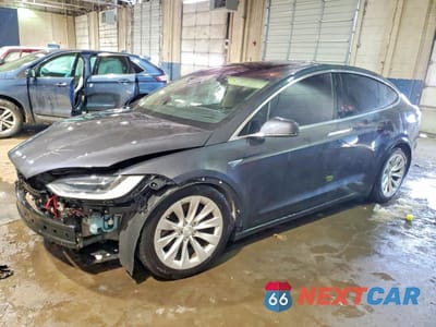 2016 TESLA MODEL X 5YJXCBE27GF004103 - główne zdjęcie licytacji z USA - miniatura