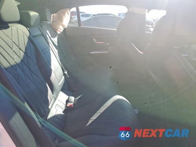 Zdjęcie 10 z 13 samochodu: 2023 MERCEDES-BENZ EQE SEDAN 500 4MATIC VIN:W1KEG2CB9PF027298 - miniatura