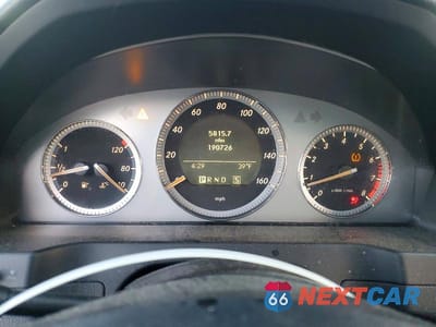 Zdjęcie 9 z 11 samochodu: 2008 MERCEDES-BENZ C 300 4MATIC VIN:WDDGF81X78F122683 - miniatura