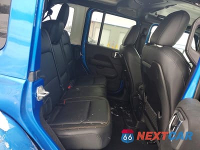 Zdjęcie 10 z 12 samochodu: 2025 JEEP WRANGLER SAHARA VIN:1C4PJXEG7SW582642 - miniatura