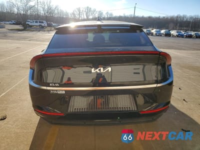Zdjęcie 6 z 14 samochodu: 2024 KIA EV6 LIGHT VIN:KNDC34LA3R5177190 - miniatura