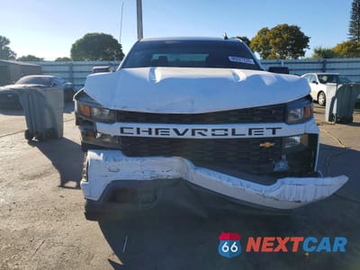 Piąte zdjęcie samochodu w środku: 2019 CHEVROLET SILVERADO C1500 CUSTOM VIN:3GCPWBEF7KG260156 - miniatura