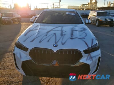 Piąte zdjęcie samochodu w środku: 2024 BMW X6 XDRIVE40I VIN:5UX33EX09R9S37570 - miniatura