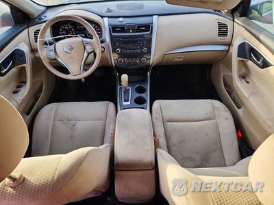 Zdjęcie 8 z 12 samochodu: 2015 NISSAN ALTIMA 2.5 VIN:1N4AL3AP3FN301565 - miniatura