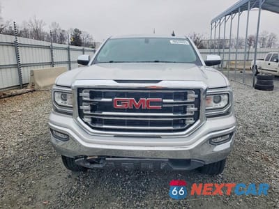 Piąte zdjęcie samochodu w środku: 2017 GMC SIERRA C1500 SLT VIN:3GTP1NEC3HG446811 - miniatura