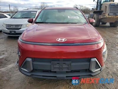 Piąte zdjęcie samochodu w środku: 2024 HYUNDAI KONA SEL VIN:KM8HBCAB0RU054821 - miniatura