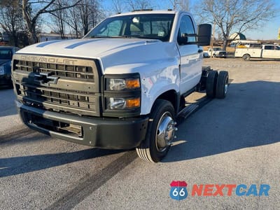 Drugie zdjęcie samochodu z przodu: 2019 CHEVROLET SILVERADO MEDIUM DUTY VIN:1HTKHPVH3KH863441 - miniatura