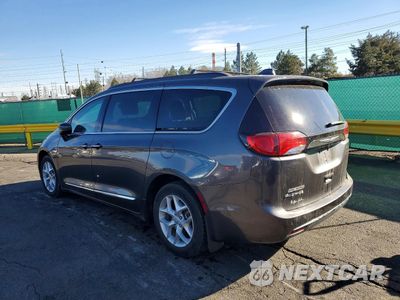 Drugie zdjęcie samochodu z przodu: 2017 CHRYSLER PACIFICA TOURING L VIN:2C4RC1BG3HR752243 - miniatura